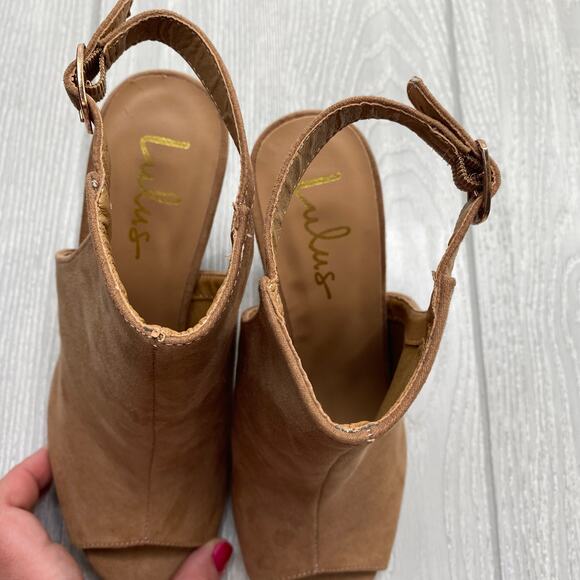 Lulus Women's Budding Romance Tan Stacked Heel Peep Toe Heels Size 9 - Picture 9 of 11